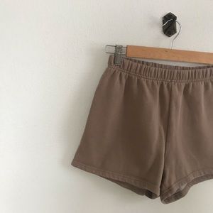 Small TNA Aritzia Lounge Sweat Shorts Camel Fleece